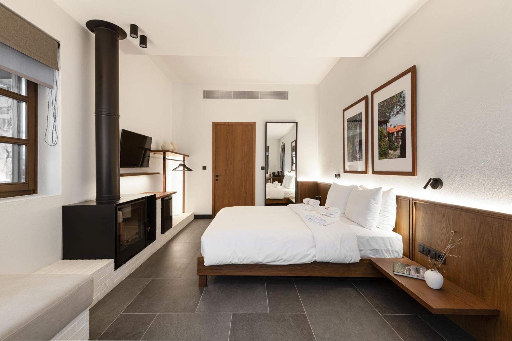 Unedo All Seasons Boutique Hotel Palaios Panteleimonas Buitenkant foto