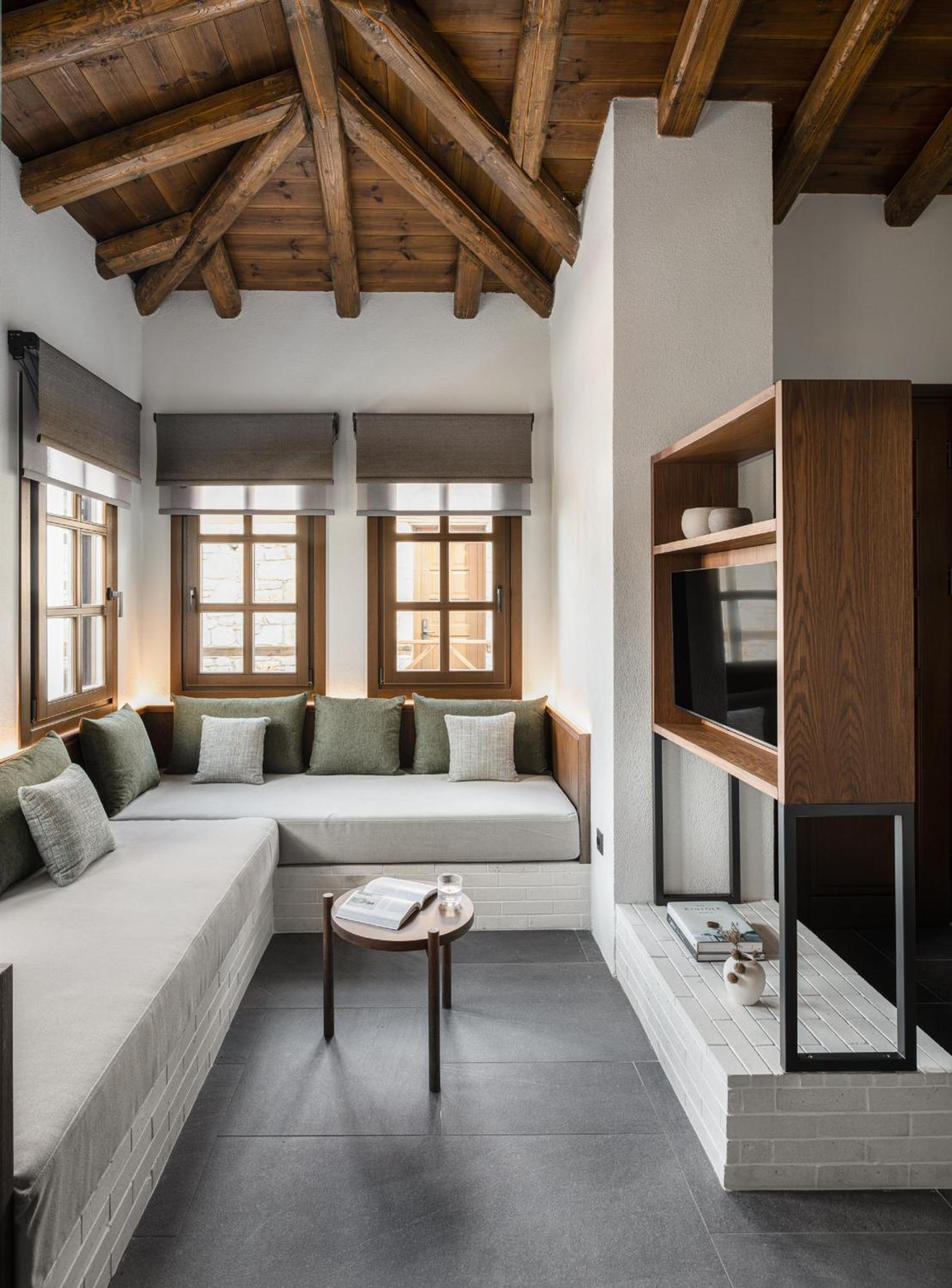 Unedo All Seasons Boutique Hotel Palaios Panteleimonas Buitenkant foto