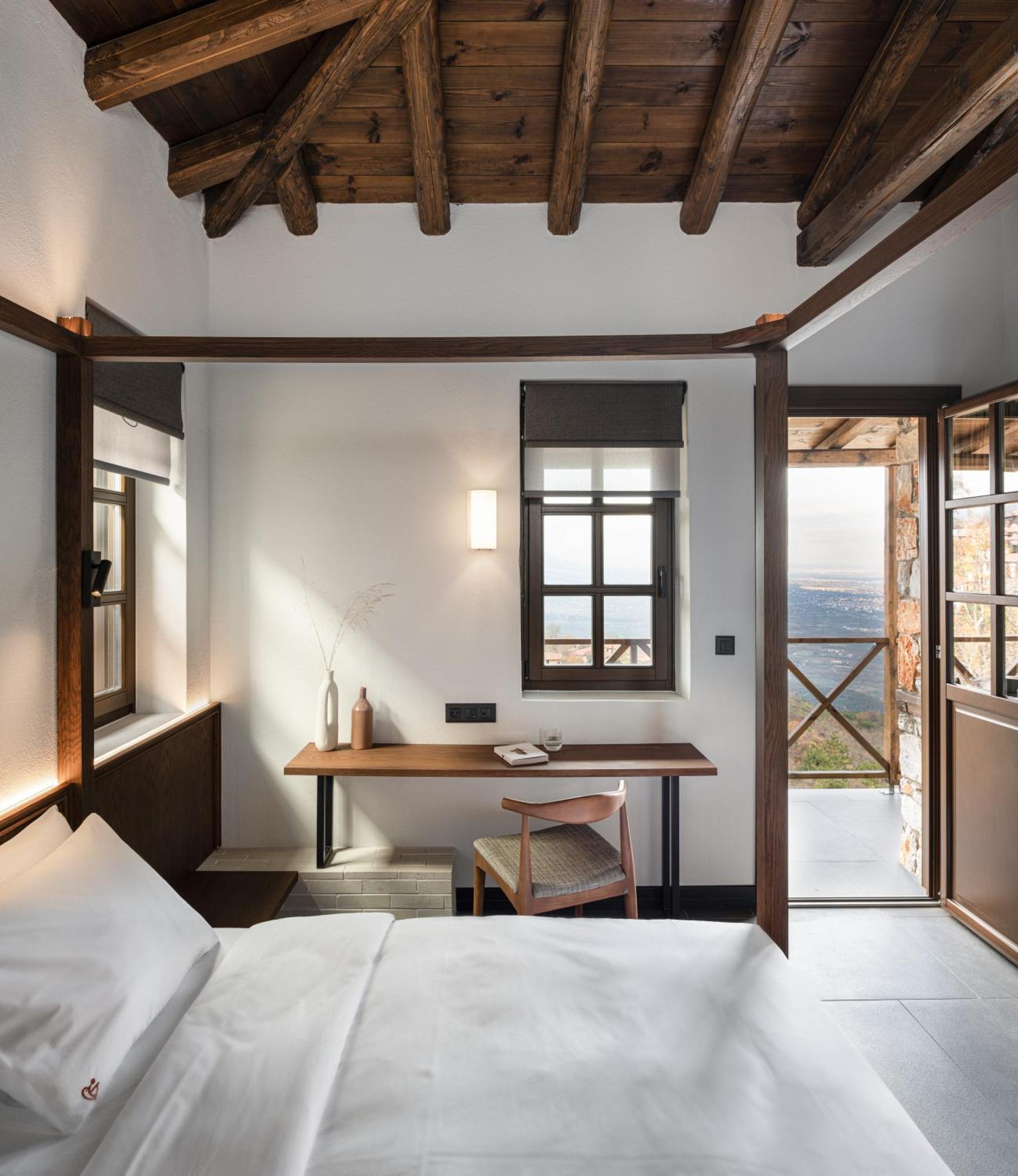 Unedo All Seasons Boutique Hotel Palaios Panteleimonas Buitenkant foto